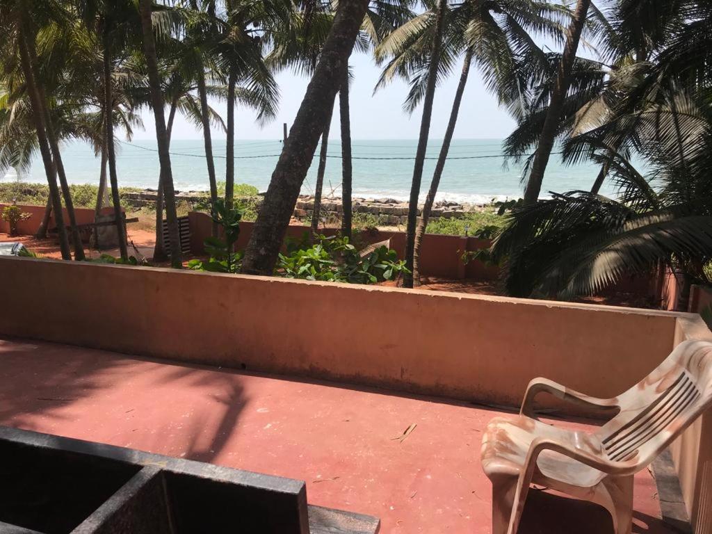 Kizhunna Rock Beach House Kannur Buitenkant foto